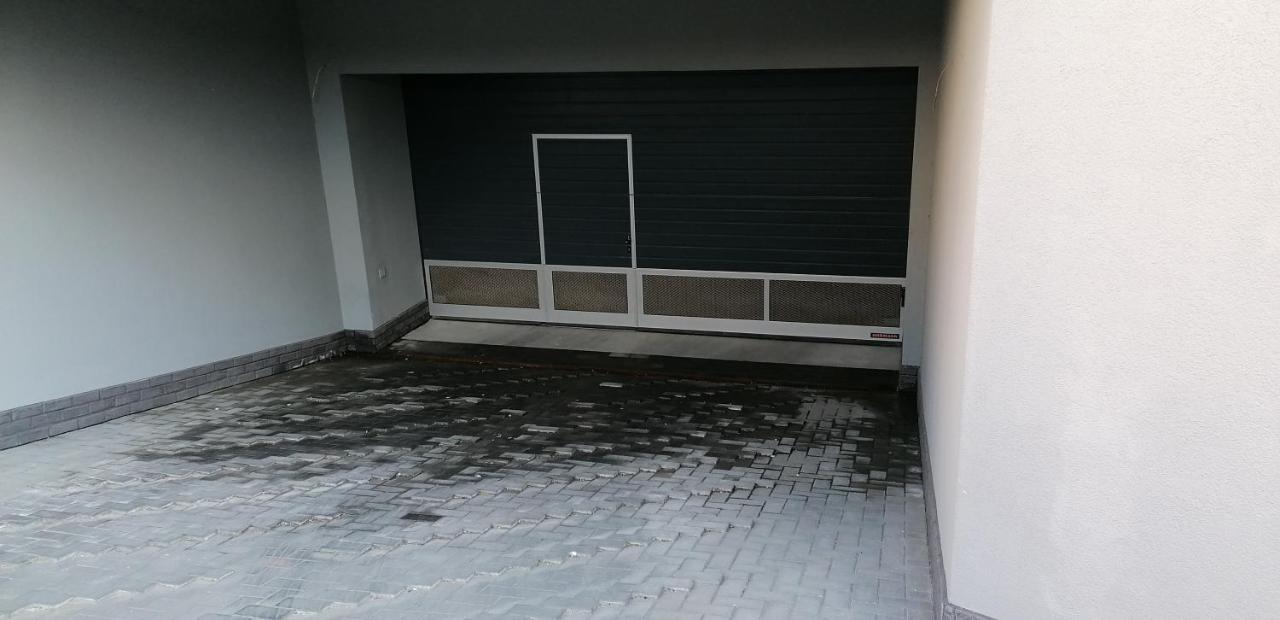 Apartamenty Mariela-Kolobrzeg Z Garazem Экстерьер фото