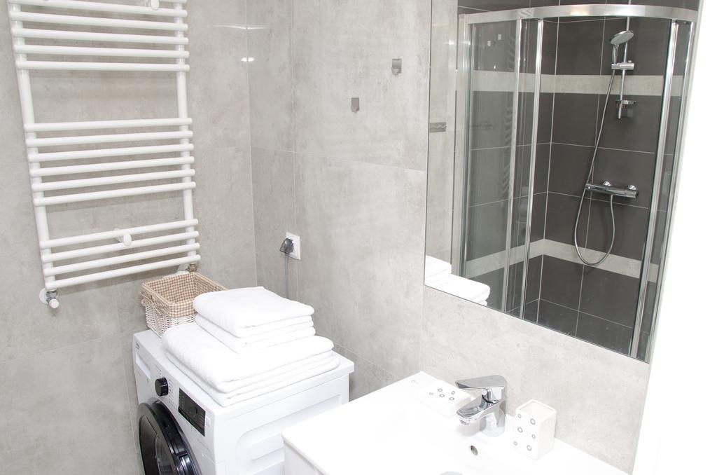 Apartamenty Mariela-Kolobrzeg Z Garazem Экстерьер фото